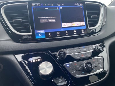 2026 Chrysler Voyager VOYAGER LX