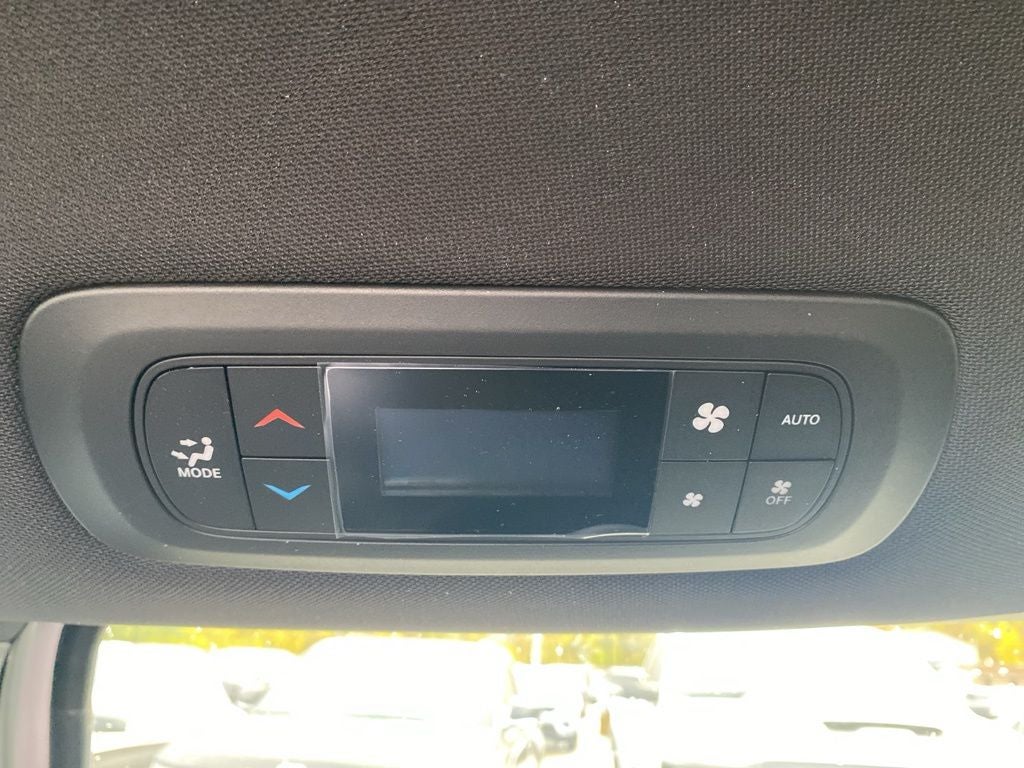 2026 Chrysler Voyager VOYAGER LX