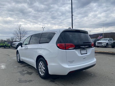 2026 Chrysler Voyager VOYAGER LX