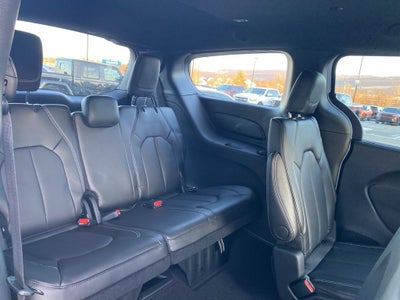 2026 Chrysler Pacifica PACIFICA SELECT AWD
