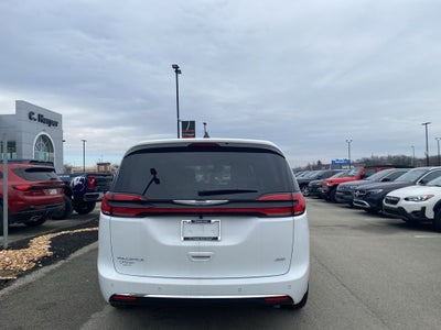 2026 Chrysler Pacifica PACIFICA SELECT AWD