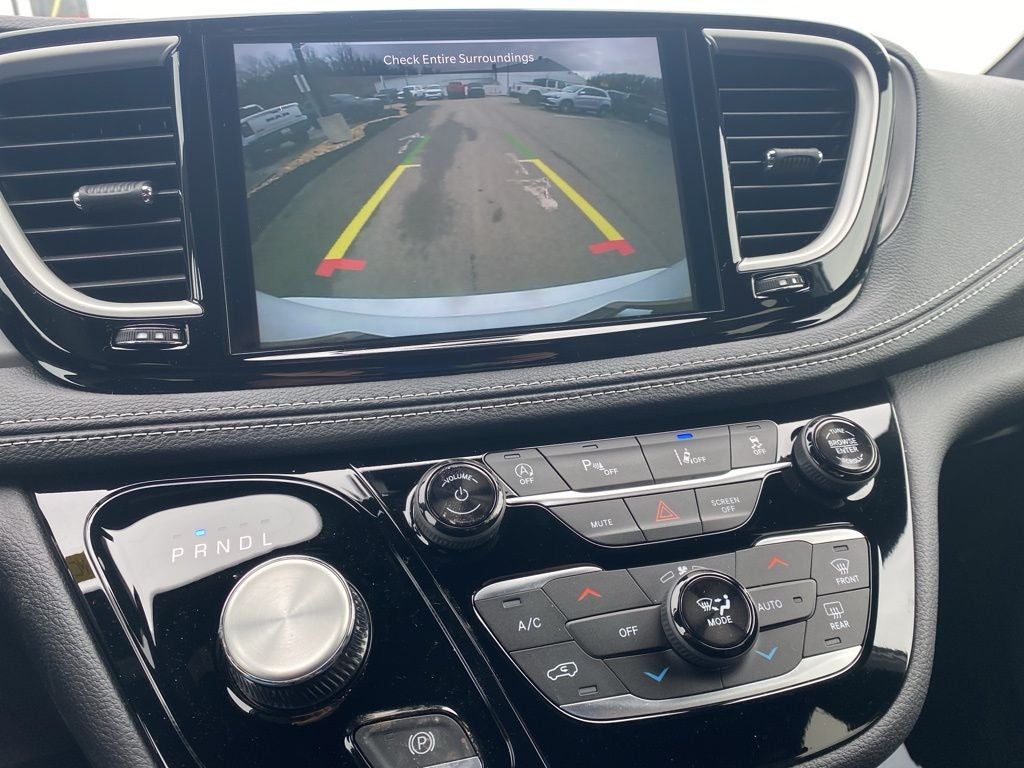 2026 Chrysler Pacifica PACIFICA SELECT AWD