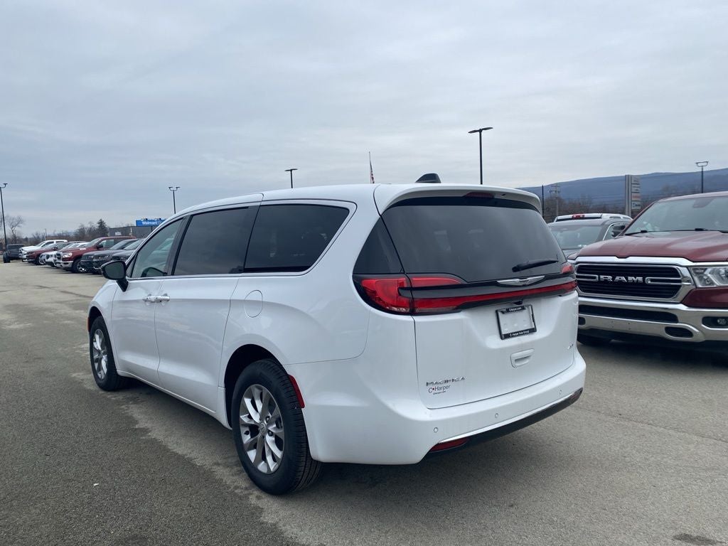 2026 Chrysler Pacifica PACIFICA SELECT AWD