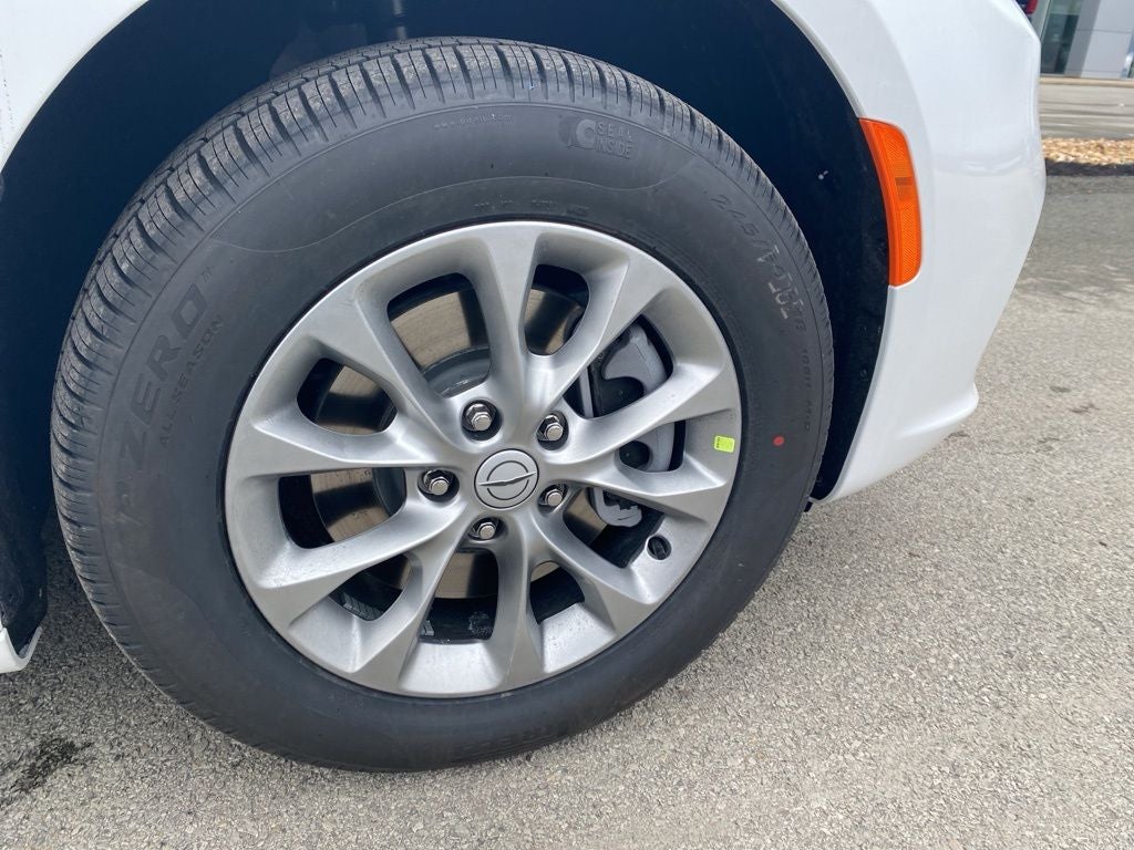 2026 Chrysler Pacifica PACIFICA SELECT AWD