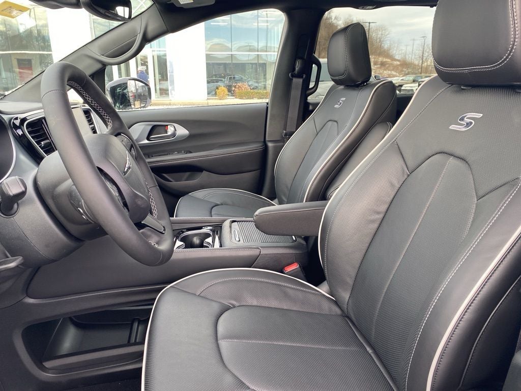 2026 Chrysler Pacifica PACIFICA LIMITED AWD