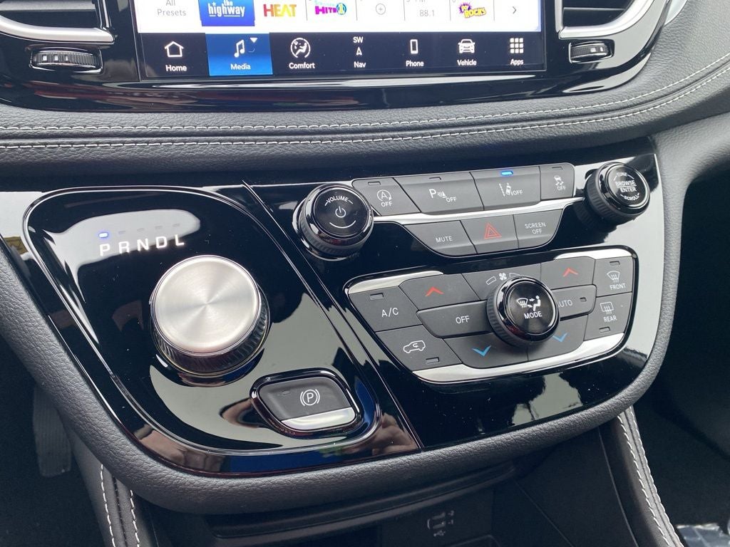 2026 Chrysler Pacifica PACIFICA LIMITED AWD