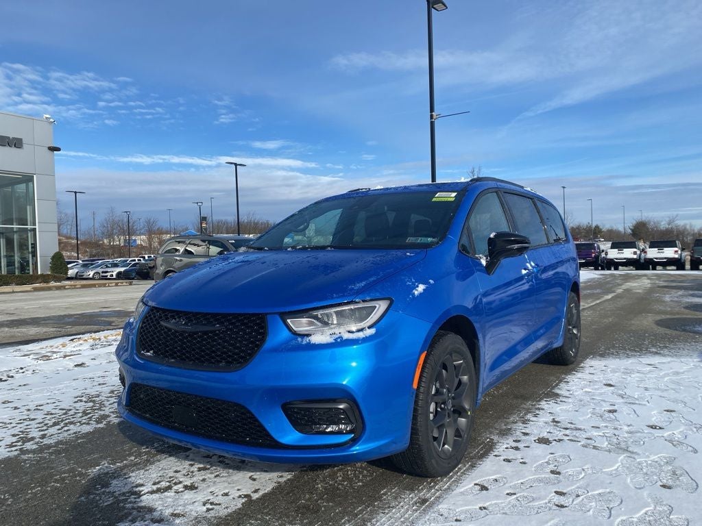 2026 Chrysler Pacifica PACIFICA LIMITED AWD