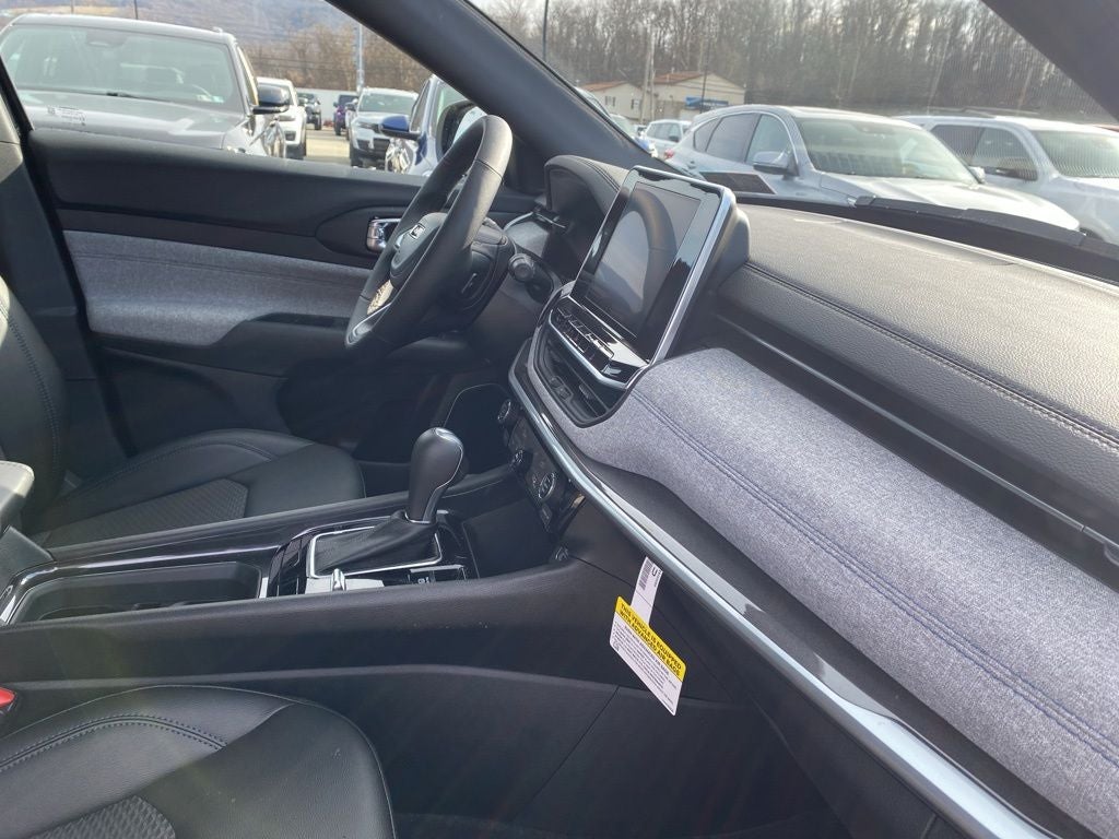 2026 Jeep Compass COMPASS LATITUDE 4X4