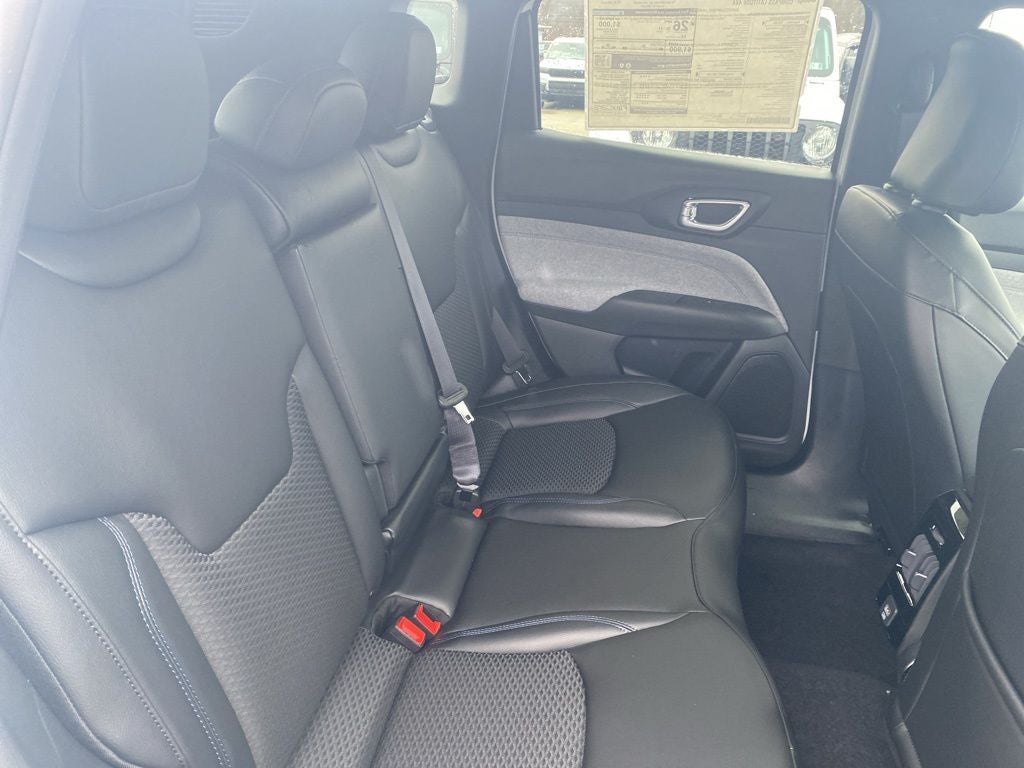 2026 Jeep Compass COMPASS LATITUDE 4X4