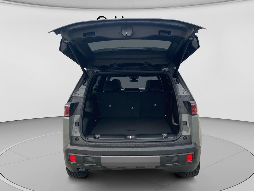 2026 Jeep Cherokee Overland