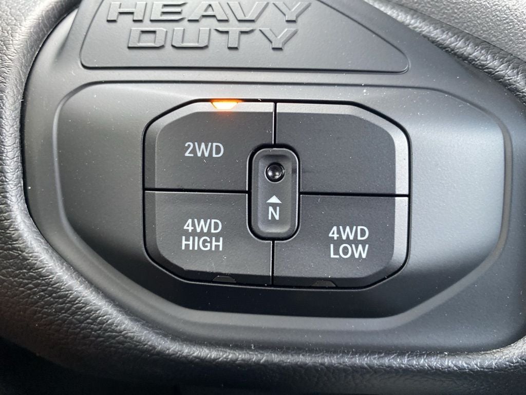 2026 RAM 3500 RAM 3500 BIG HORN CREW CAB 4X4 6'4' BOX