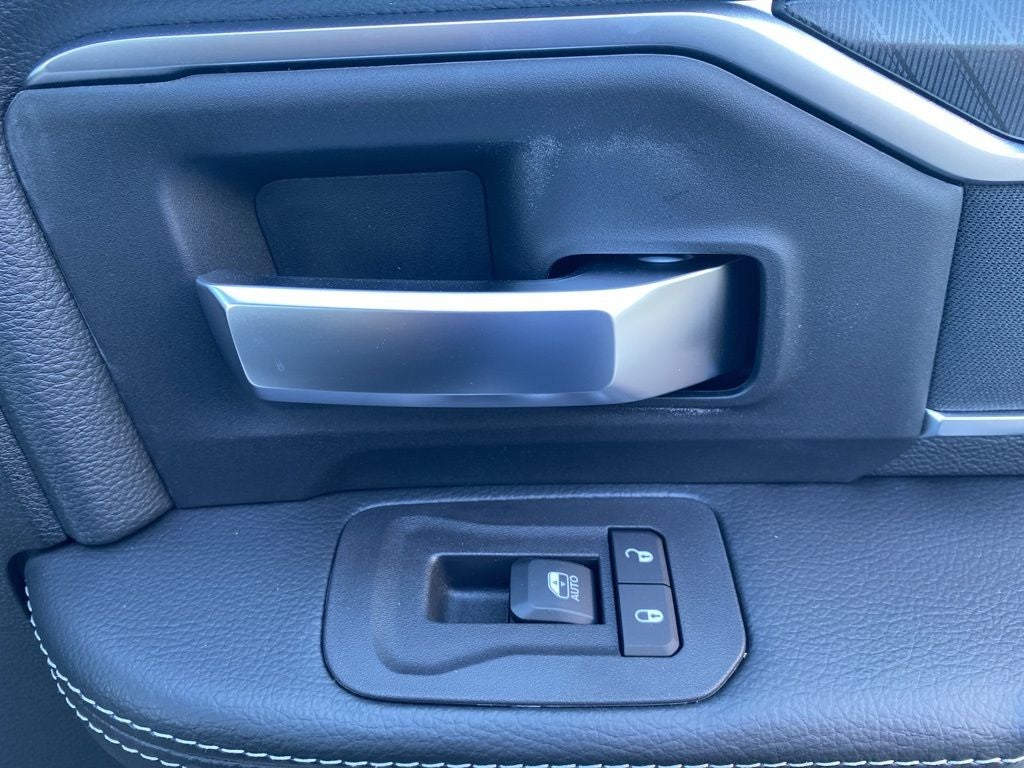 2026 RAM 3500 RAM 3500 BIG HORN CREW CAB 4X4 6'4' BOX