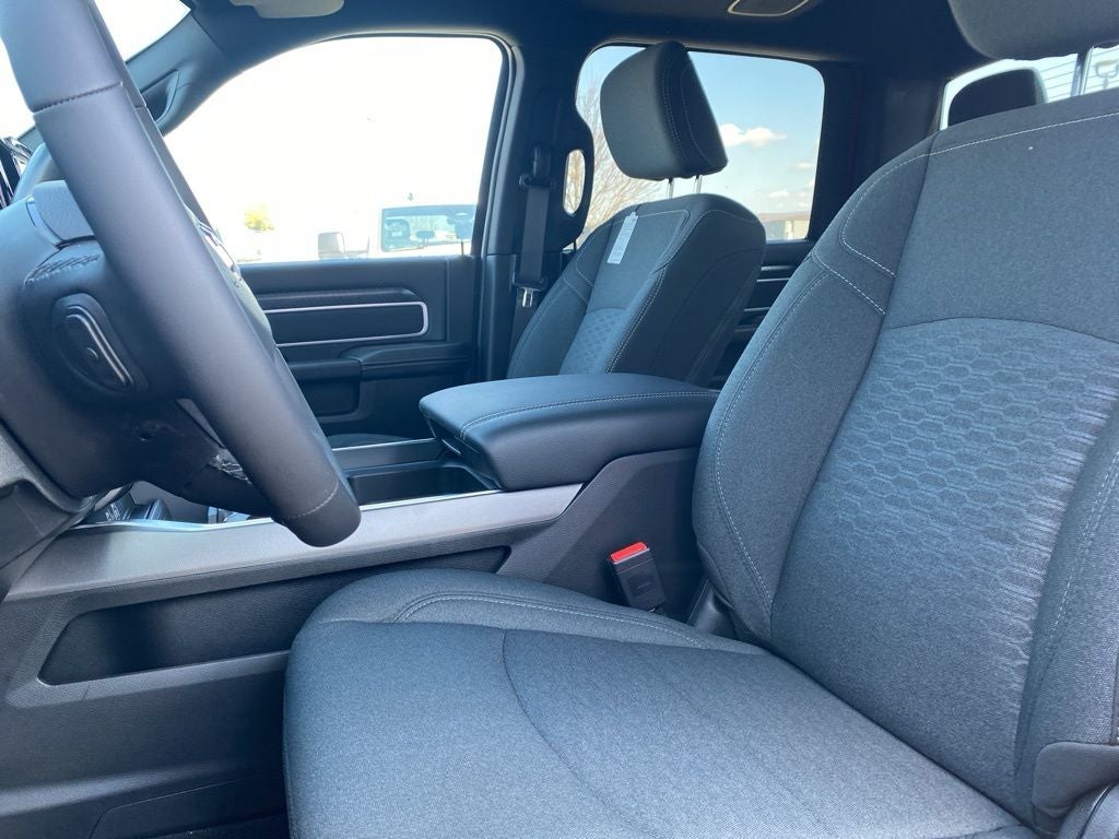 2026 RAM 2500 RAM 2500 BIG HORN CREW CAB 4X4 6'4' BOX