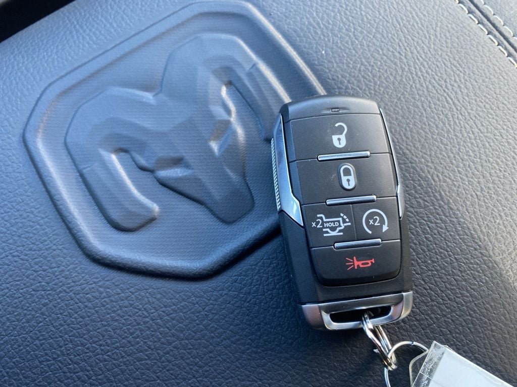 2026 RAM 2500 RAM 2500 LARAMIE CREW CAB 4X4 6'4' BOX