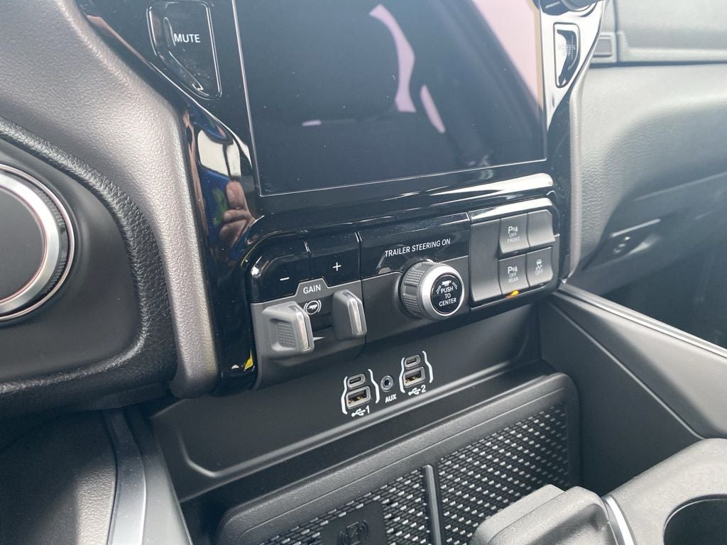 2026 RAM 1500 RAM 1500 BIG HORN CREW CAB 4X4 5'7' BOX