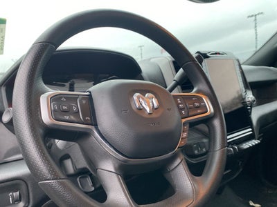 2026 RAM 2500 RAM 2500 TRADESMAN CREW CAB 4X4 6'4' BOX