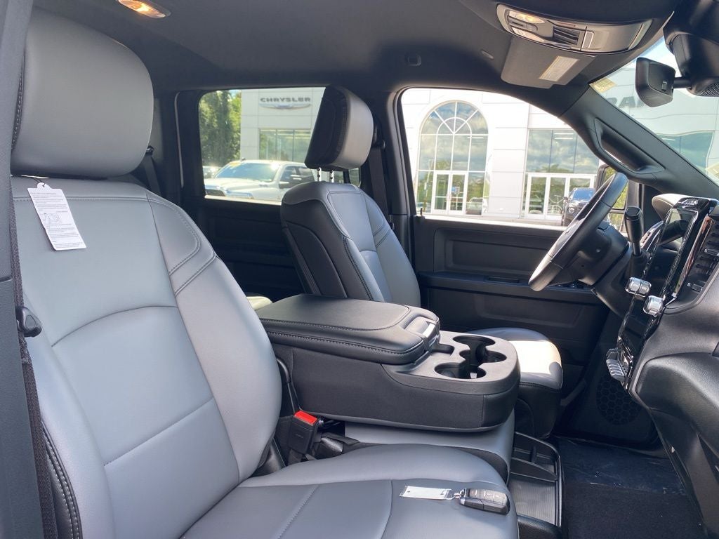 2026 RAM 2500 RAM 2500 TRADESMAN CREW CAB 4X4 8' BOX