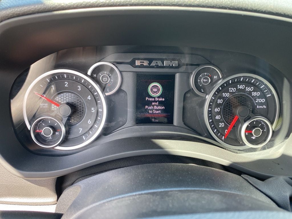 2026 RAM 2500 RAM 2500 TRADESMAN CREW CAB 4X4 8' BOX