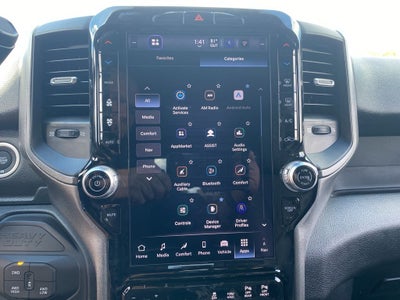 2026 RAM 2500 RAM 2500 TRADESMAN CREW CAB 4X4 8' BOX