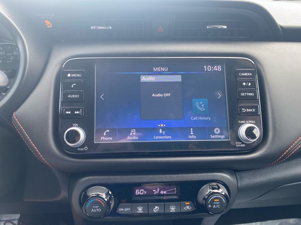 2021 Nissan Kicks SR