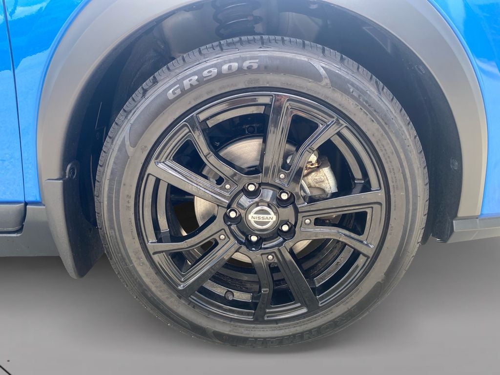2021 Nissan Kicks SR