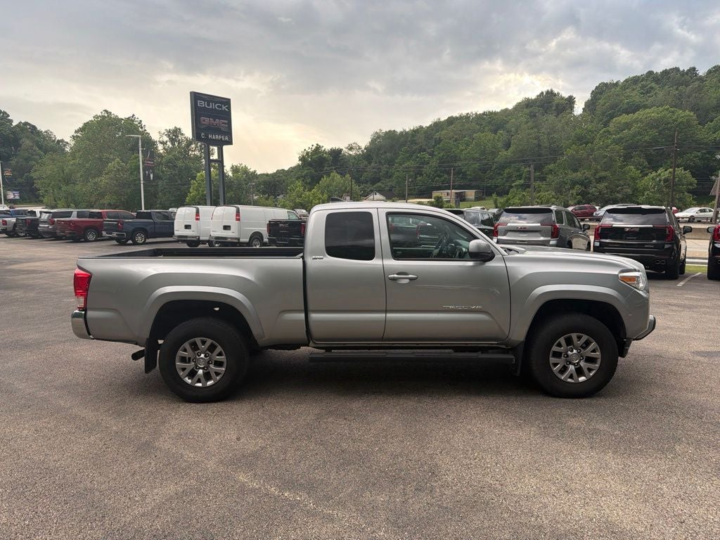2017 Toyota Tacoma SR5
