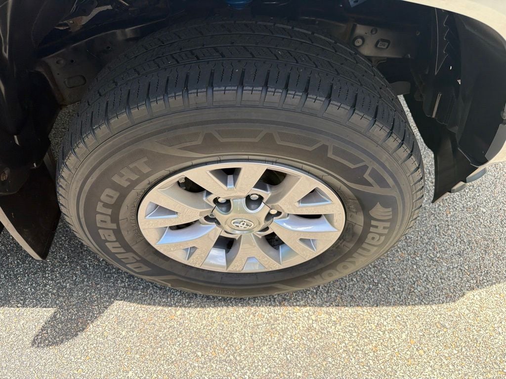 2017 Toyota Tacoma SR5