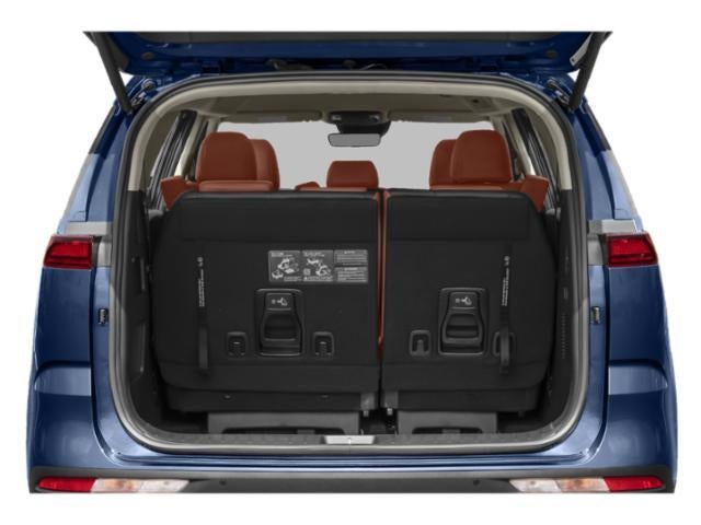 2024 Kia Carnival SX