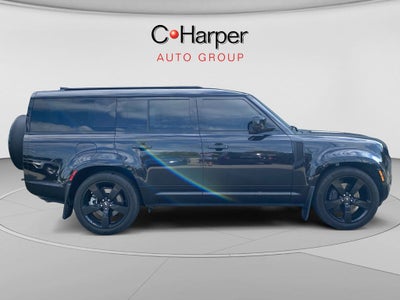 2025 Land Rover Defender 130 X-Dynamic SE