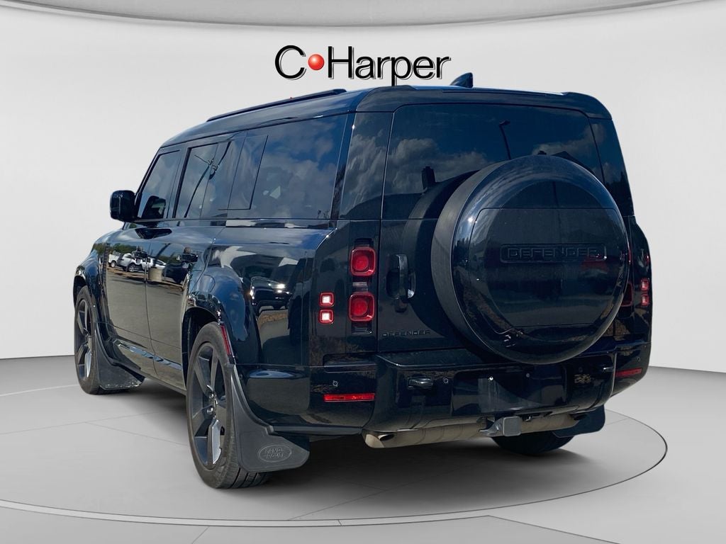 2025 Land Rover Defender 130 X-Dynamic SE