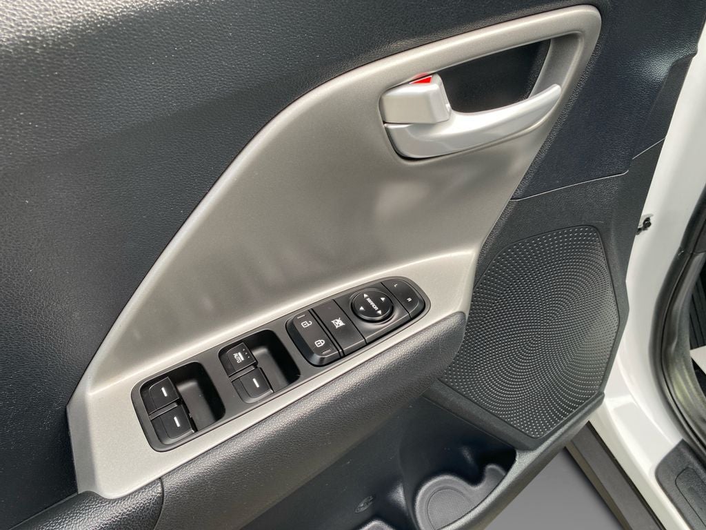 2020 Kia Niro LX