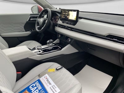 2025 Mitsubishi Outlander SEL