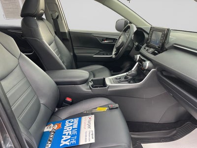 2022 Toyota RAV4 Hybrid XLE Premium