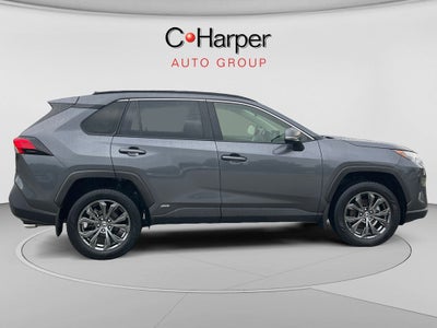 2022 Toyota RAV4 Hybrid XLE Premium
