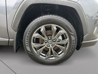 2022 Toyota RAV4 Hybrid XLE Premium