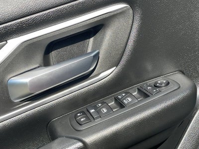 2020 RAM 1500 Big Horn Crew Cab 4x4 5'7" Box