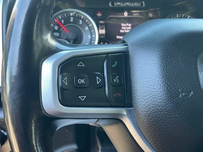 2020 RAM 1500 Big Horn Crew Cab 4x4 5'7" Box