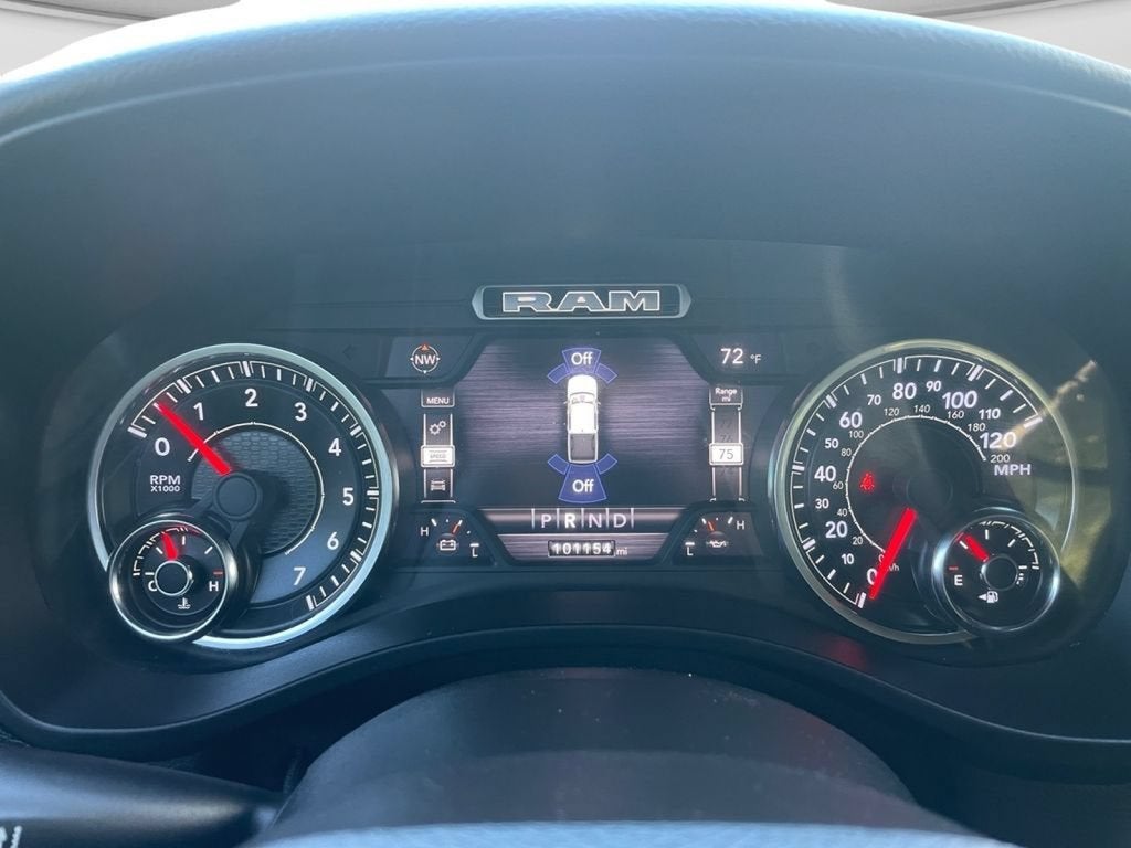 2020 RAM 1500 Big Horn Crew Cab 4x4 5'7" Box