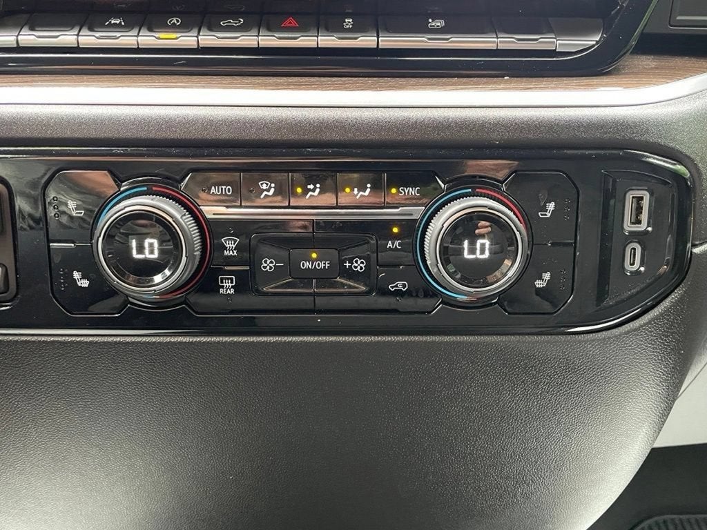 2025 Chevrolet Silverado 1500 LT (2FL)