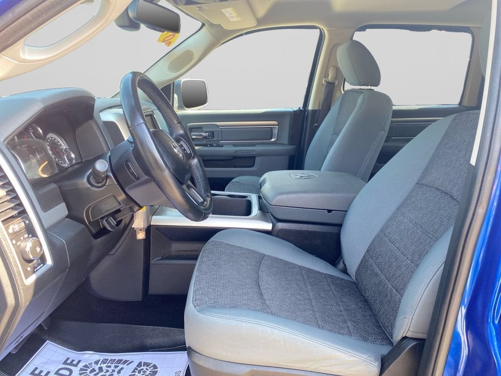 2017 RAM 1500 Big Horn Crew Cab 4x4 5'7" Box