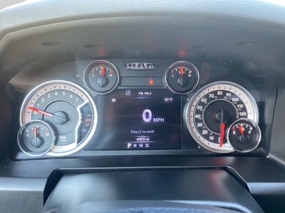 2017 RAM 1500 Big Horn Crew Cab 4x4 5'7" Box