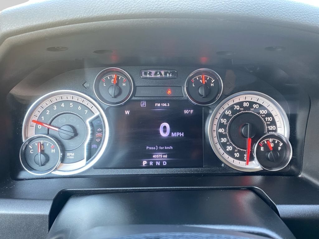 2017 RAM 1500 Big Horn Crew Cab 4x4 5'7" Box