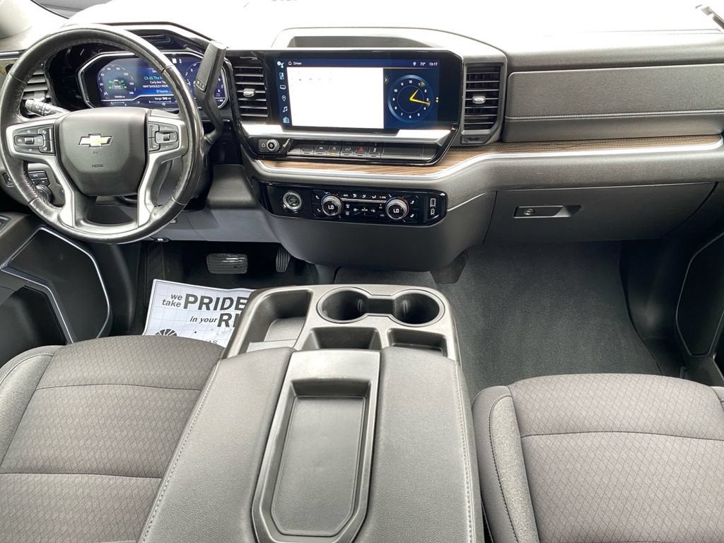 2022 Chevrolet Silverado 1500 LT (2FL)