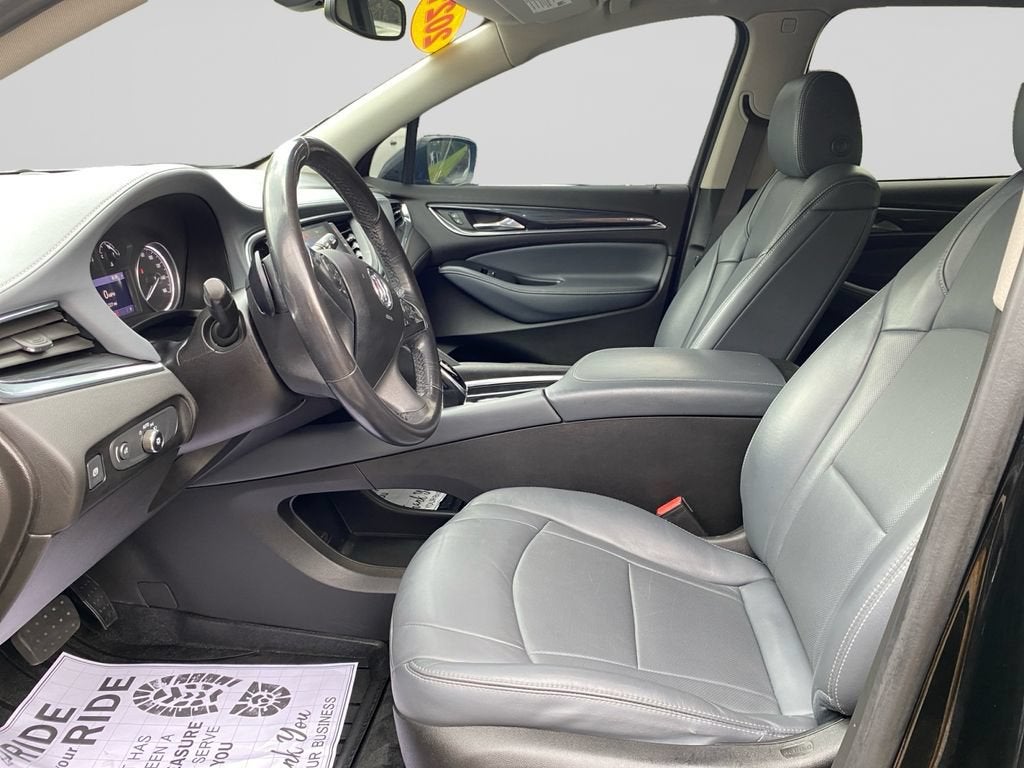 2021 Buick Enclave Essence