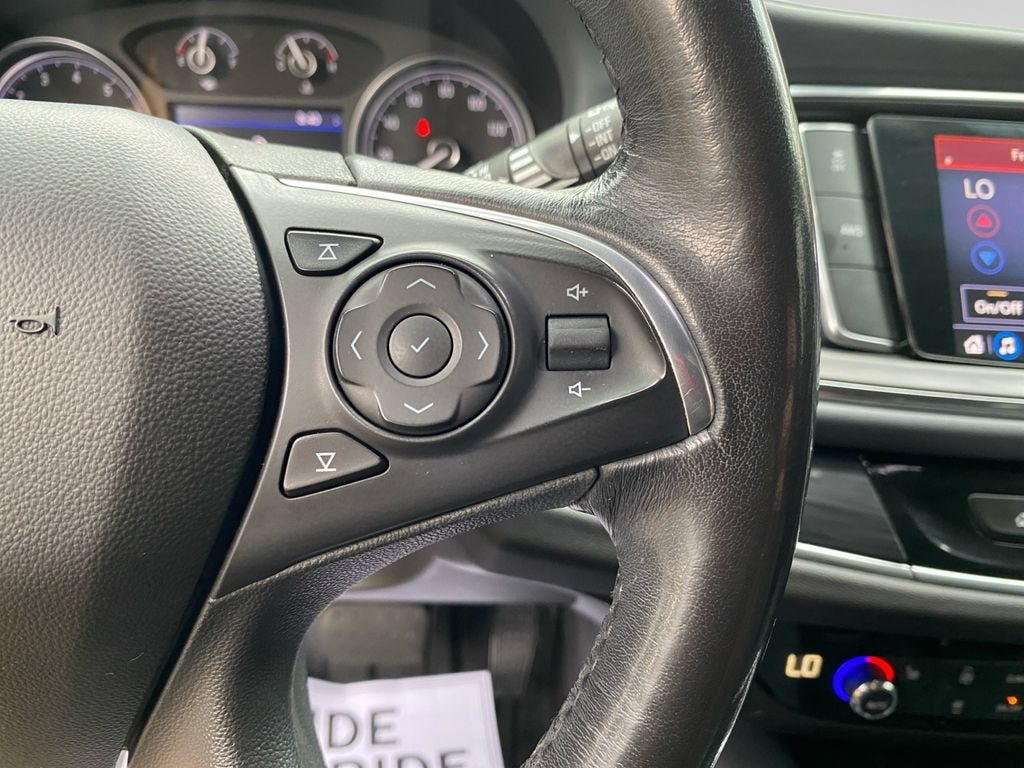 2021 Buick Enclave Essence