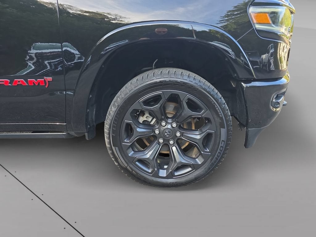 2022 RAM 1500 Limited Crew Cab 4x4 5'7" Box