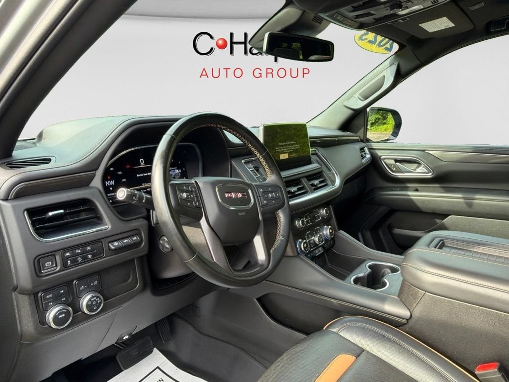 2023 GMC Yukon XL AT4