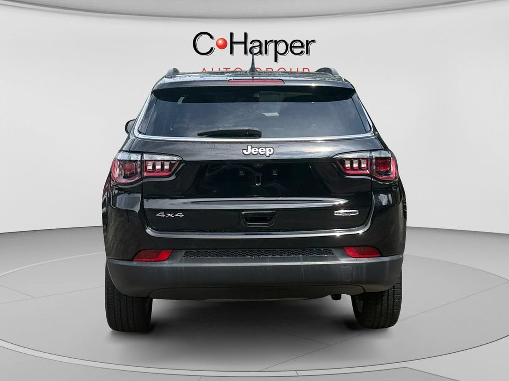 2022 Jeep Compass Latitude Lux 4x4