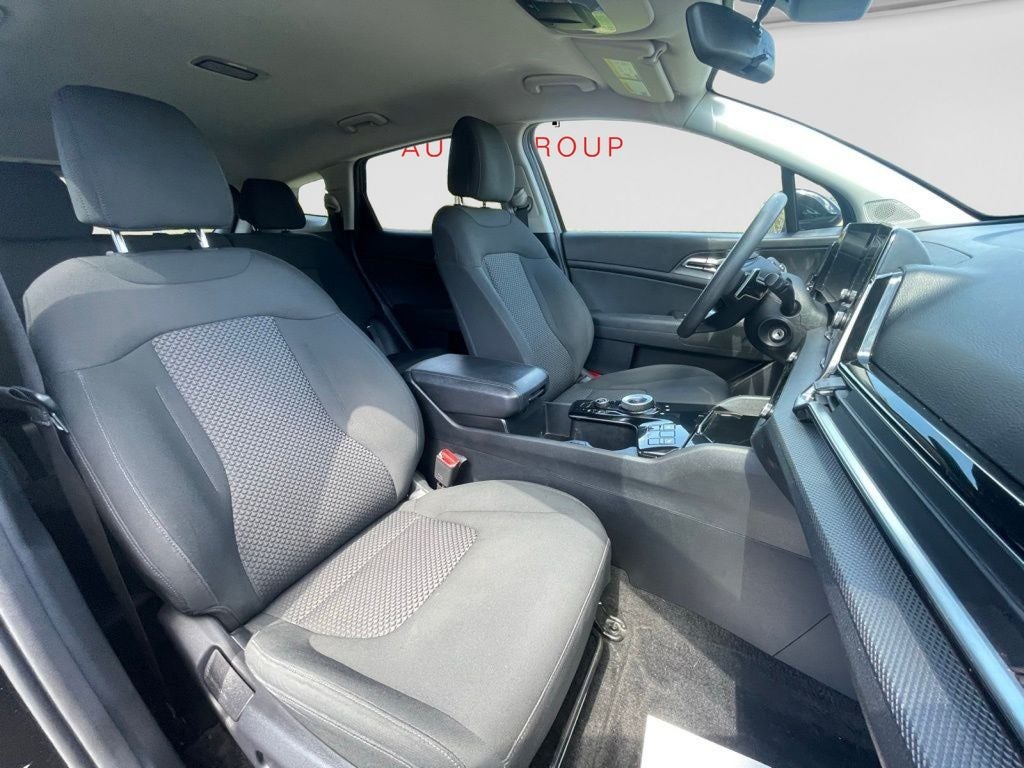 2023 Kia Sportage Hybrid LX