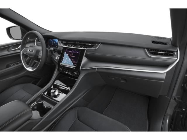 2027 Jeep Grand Cherokee Laredo Altitude